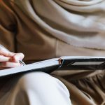 既婚女性の恋愛で罪悪感がつらい時に守りたい距離と本音